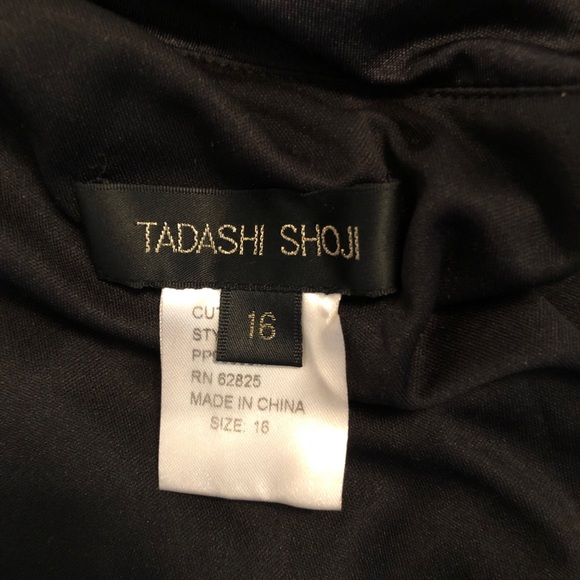 Little black dress - Picture 3 of 4